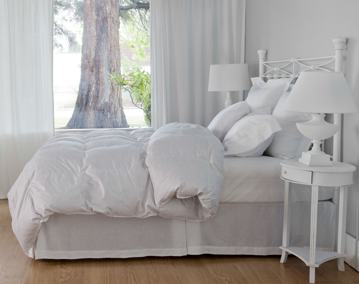 Eiderdown Comforter, Duvet & Pillows