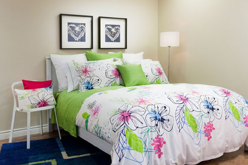 - BeddingSuperStore.com