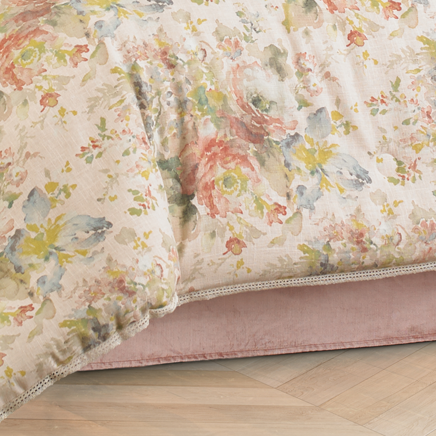 J. Queen New York Floral Park Blush Bedding Collection
