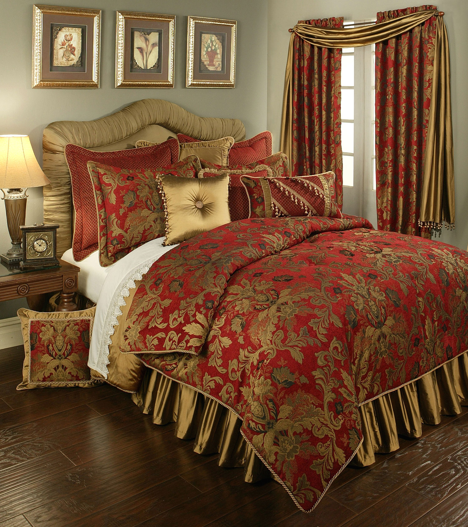 Verona by Austin Horn, 4 Piece Bedding Collection, Queen 