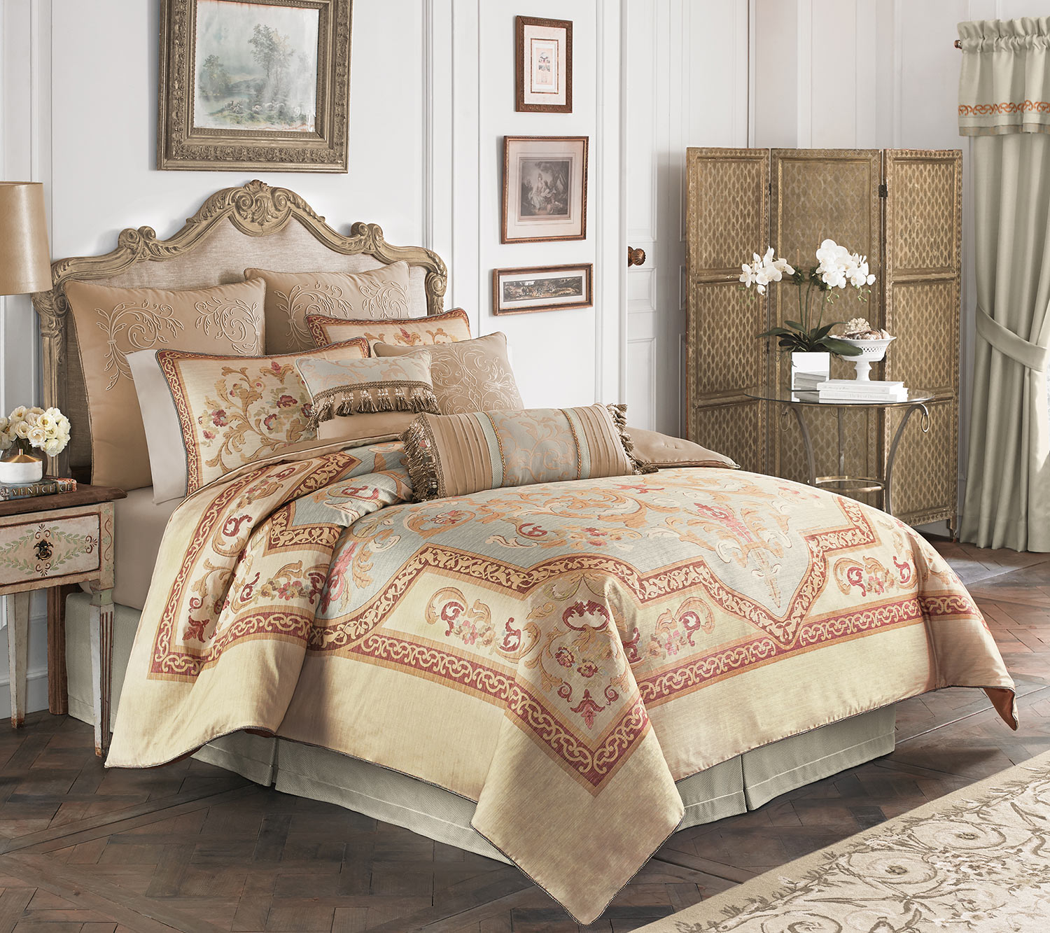 Added to Cart Shop Croscill home at Macy's. Buy popular Croscill bedding, comforter sets, curtains, and more. FREE shipping with $99 purchase. Croscill. Croscill does bedding, bath and window treatments right! Explore the selection from the brand featuring regal motifs, rich hues and classic charm.