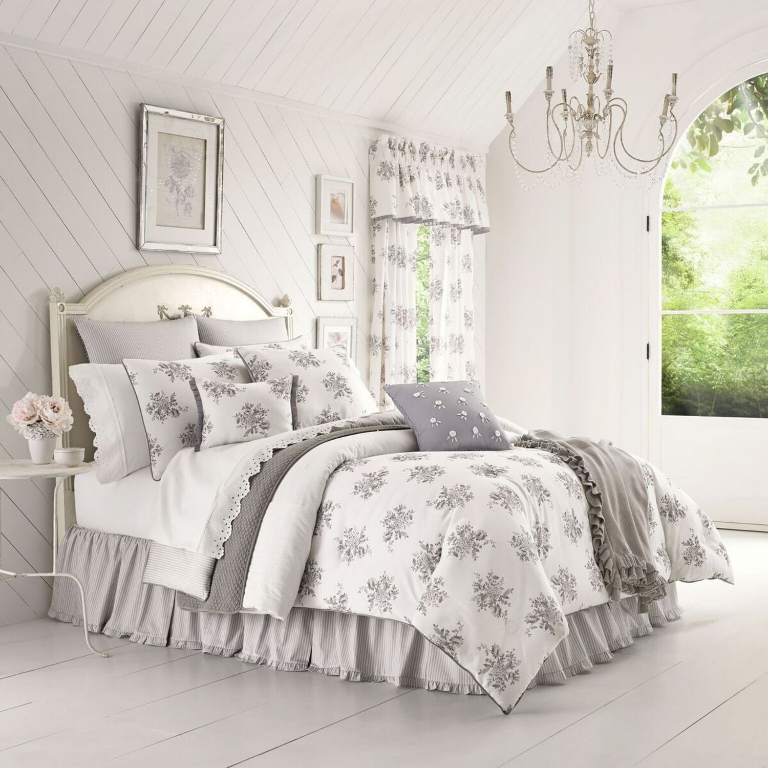 Sabrina by Piper & Wright