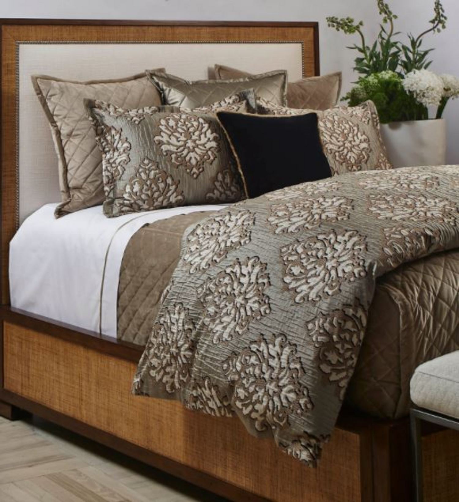 Trianon By Ann Gish Art Of Home Bedding Beddingsuper Com Trianon By Ann Gish Art Of Home Bedding