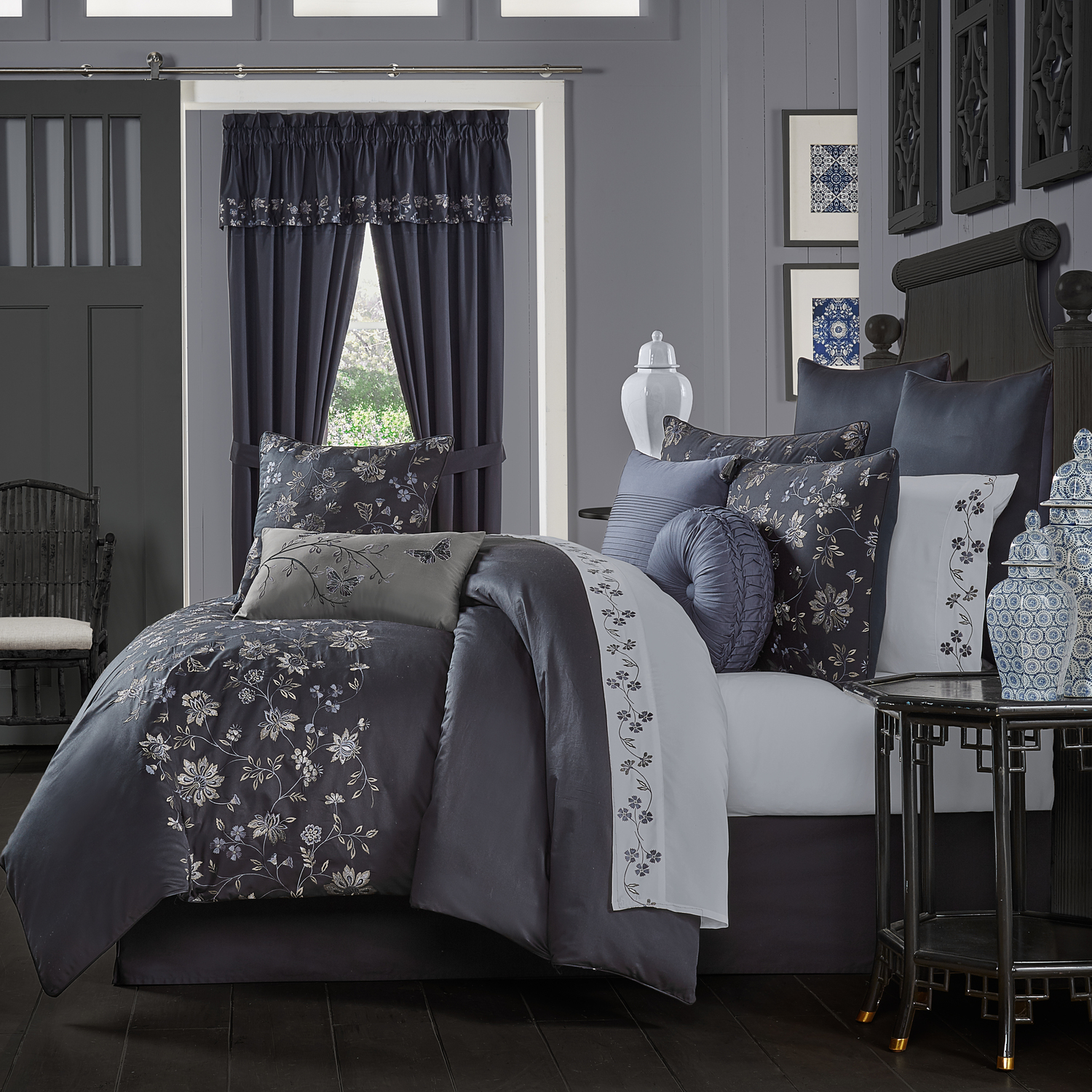 Delilah by J Queen New York